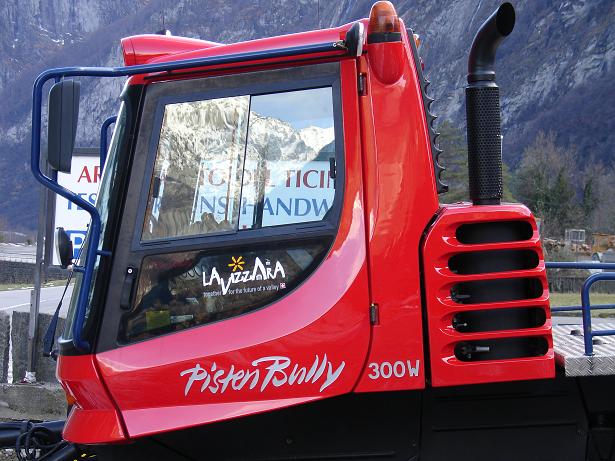 Escavatore ragno Kaiser S2-4 in cantiere